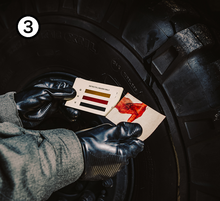 検出紙の色を比較